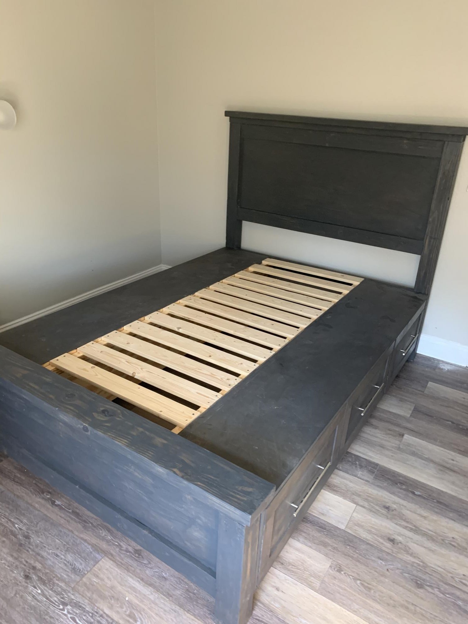 Farmhouse storage bed with Drawers Ana White